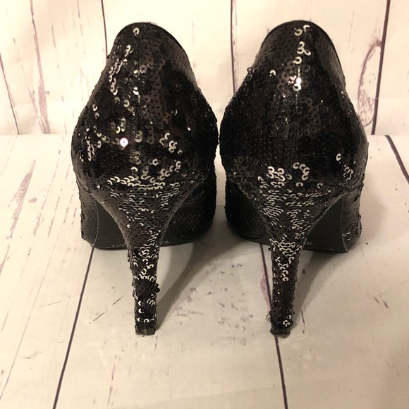 WHITE HOUSE BLACK MARKET "ATHENA" SEQUIN HEELS 8.5 - Picture 2 of 7